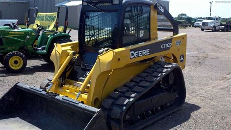 john deere ct322 specifications